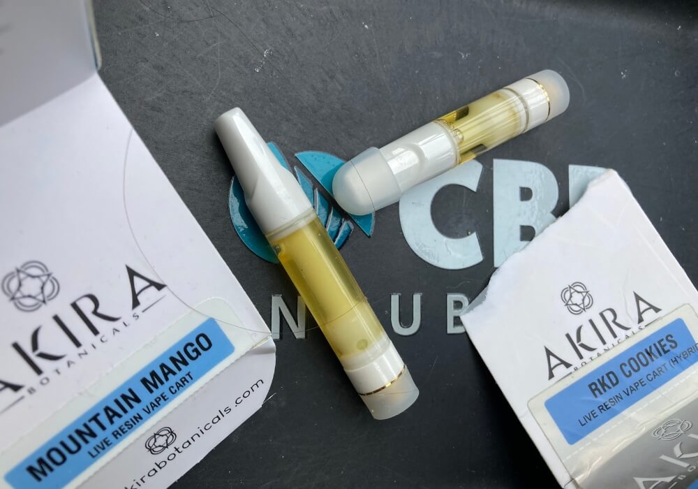 Akira Botanicals Mountain Mango THCa Cart